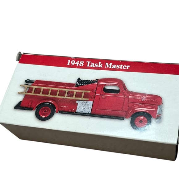 1948 Task Master red FireTruck 1999 Readers Digest Association 3.5” vintage new - Picture 1 of 4